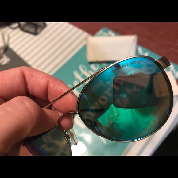 Authentic MK aviators - Picture 5 of 14